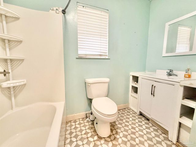 1829 Bainbridge Ave, Pensacola, FL 32507