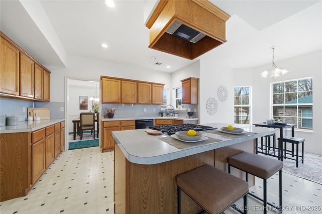 23429 King Street, Broken Arrow, OK 74014