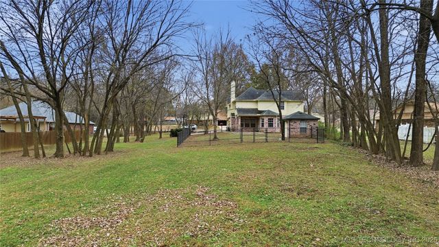 23429 King Street, Broken Arrow, OK 74014