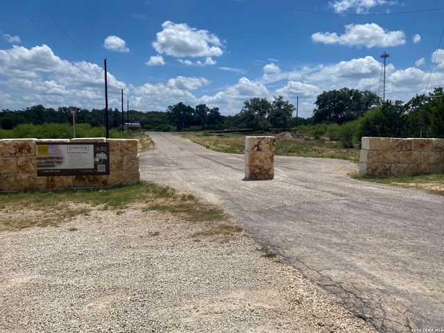 247 SLIPROCK DR, Canyon Lake, TX 78133