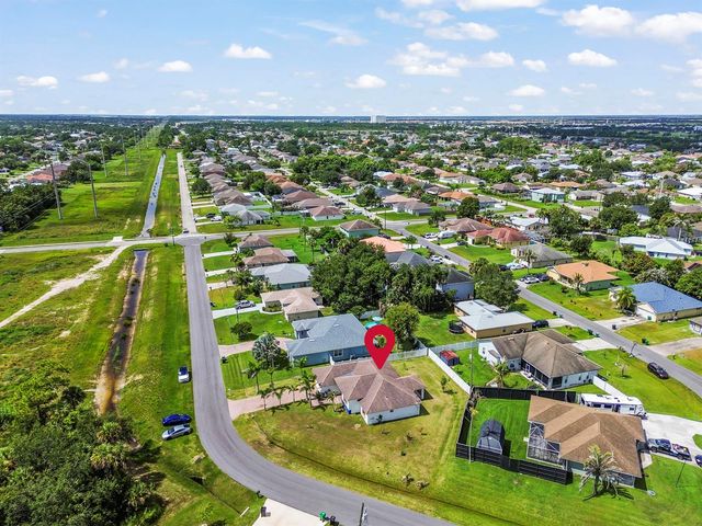 2194 SW SALMON Road, Port St. Lucie, FL 34953
