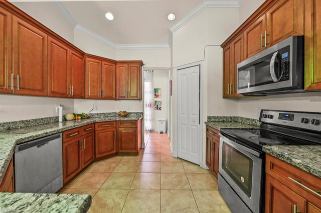 2194 SW SALMON Road, Port St. Lucie, FL 34953
