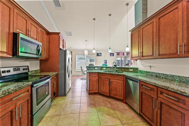2194 SW SALMON Road, Port St. Lucie, FL 34953