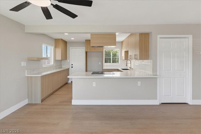 32 Mallory Street, Henderson, NV 89015
