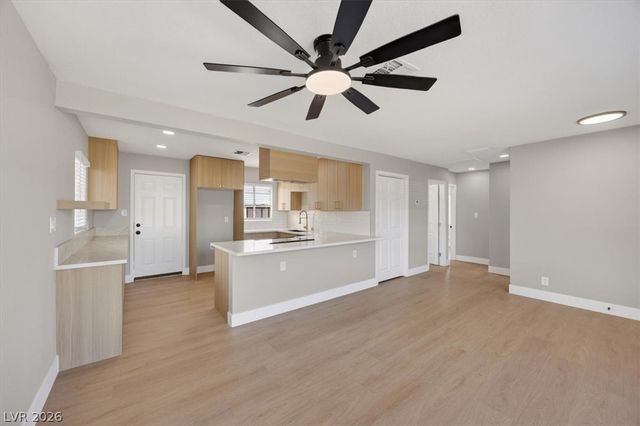 32 Mallory Street, Henderson, NV 89015