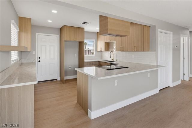 32 Mallory Street, Henderson, NV 89015