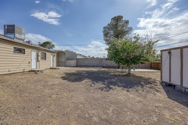 32 Mallory Street, Henderson, NV 89015