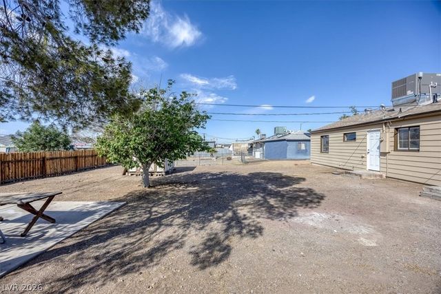 32 Mallory Street, Henderson, NV 89015