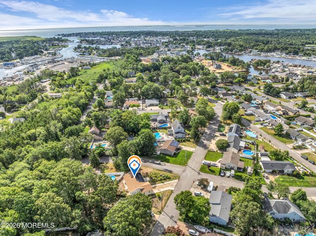 106 Pineway Drive, Forked River, NJ 08731