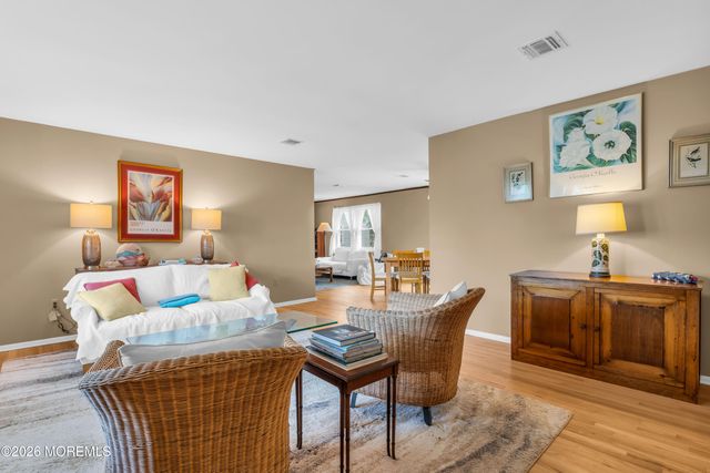 106 Pineway Drive, Forked River, NJ 08731