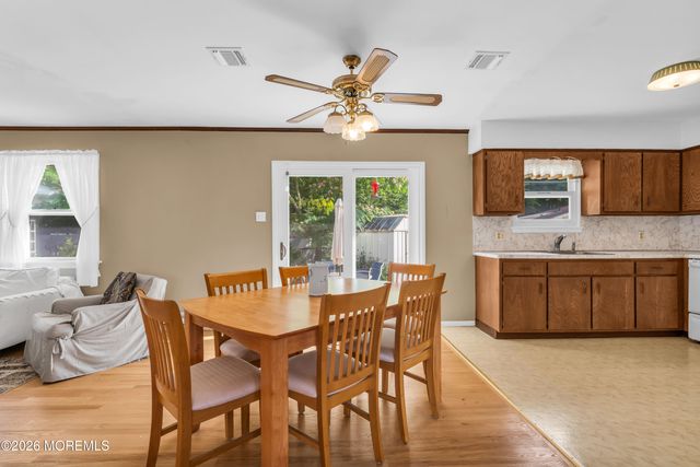 106 Pineway Drive, Forked River, NJ 08731