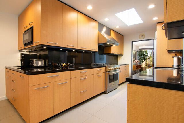 2313 N Janis Drive, Palm Springs, CA 92262