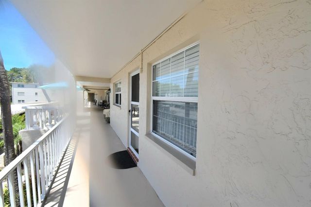 936 VIRGINIA STREET 206, Dunedin, FL 34698