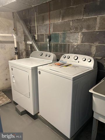 126 FRONEFIELD AVE, Linwood, PA 19061