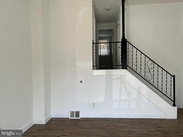 126 FRONEFIELD AVE, Linwood, PA 19061