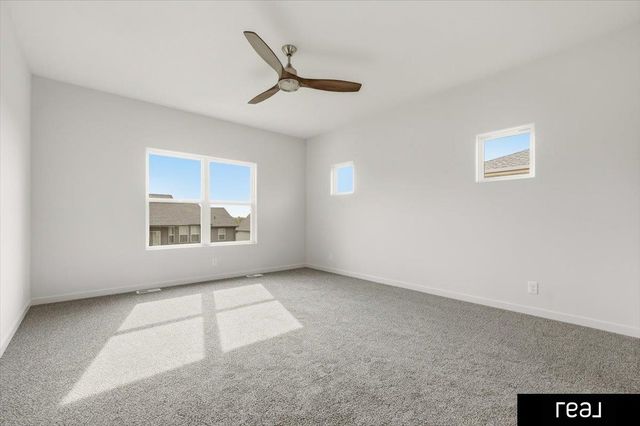 12103 S 44 Street, Bellevue, NE 68123