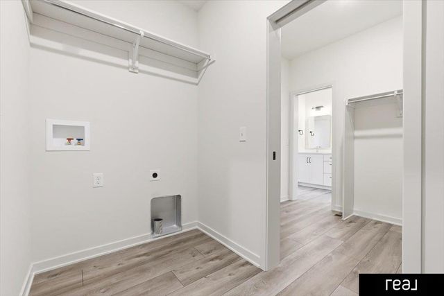 12103 S 44 Street, Bellevue, NE 68123