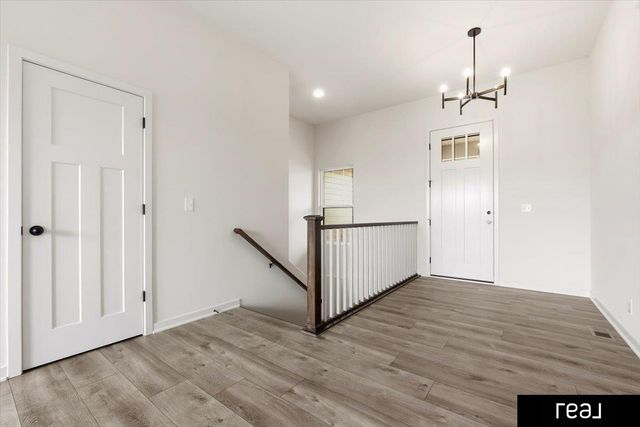 12103 S 44 Street, Bellevue, NE 68123