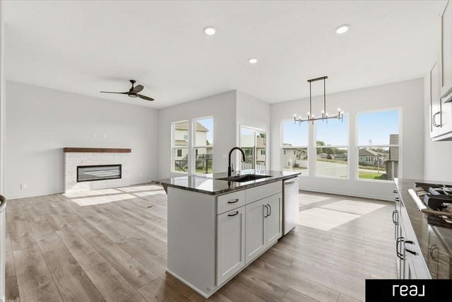 12103 S 44 Street, Bellevue, NE 68123