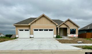 12103 S 44 Street, Bellevue, NE 68123