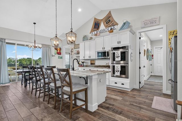 10412 WOODLAND HILLS COURT, Howey In The Hills, FL 34737