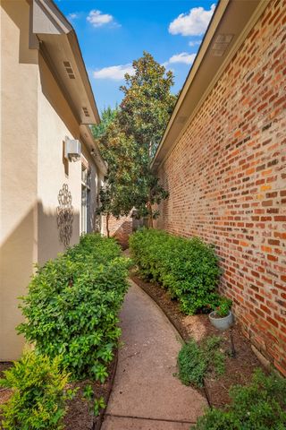 120 Carondelet Court, Bossier City, LA 71111