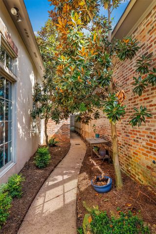 120 Carondelet Court, Bossier City, LA 71111