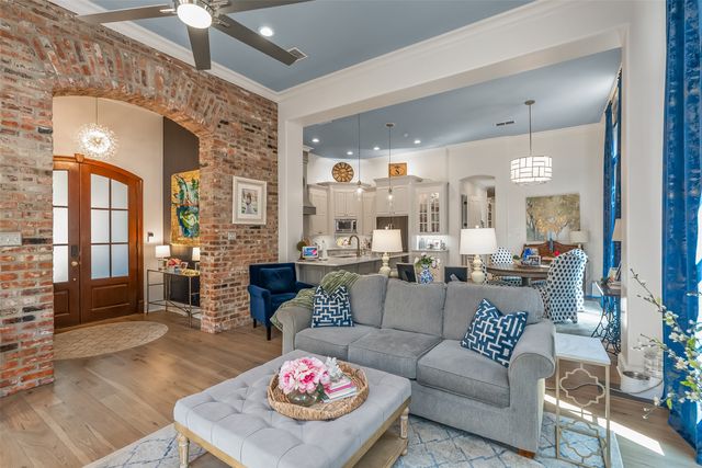 120 Carondelet Court, Bossier City, LA 71111