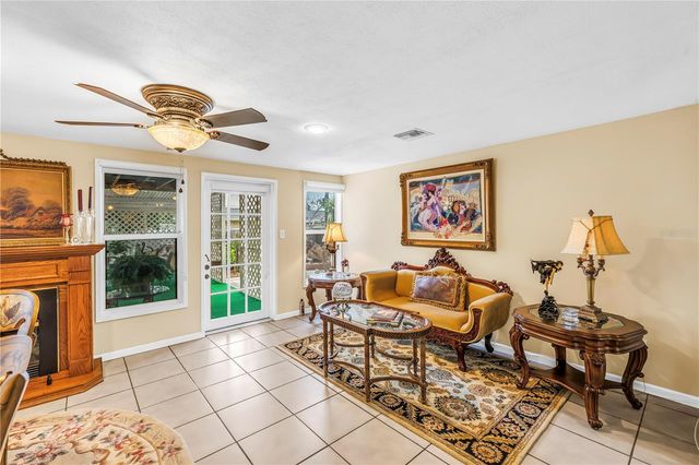 7999 RIDGE ROAD, Seminole, FL 33772