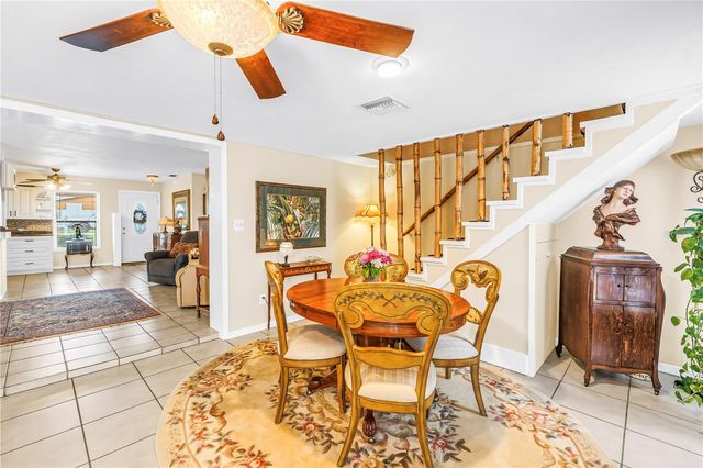 7999 RIDGE ROAD, Seminole, FL 33772