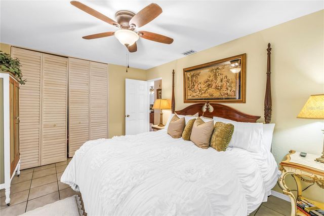 7999 RIDGE ROAD, Seminole, FL 33772