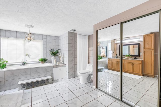 7999 RIDGE ROAD, Seminole, FL 33772