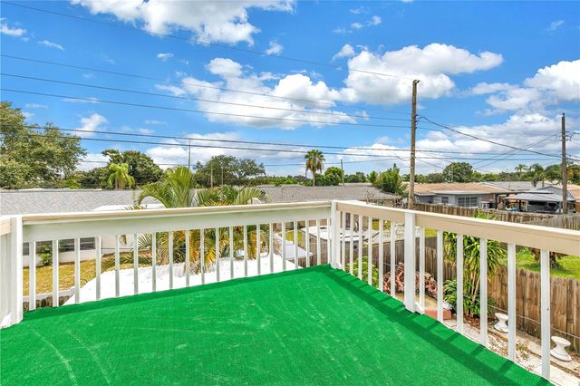 7999 RIDGE ROAD, Seminole, FL 33772