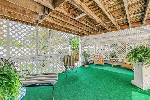 7999 RIDGE ROAD, Seminole, FL 33772