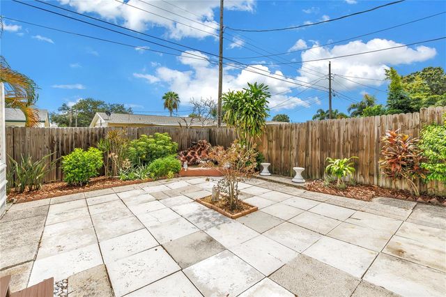 7999 RIDGE ROAD, Seminole, FL 33772