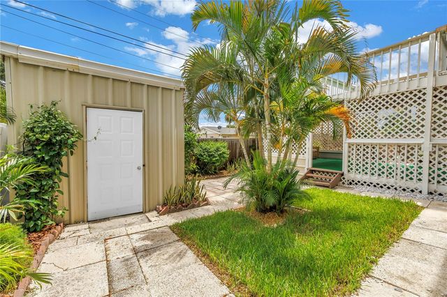 7999 RIDGE ROAD, Seminole, FL 33772