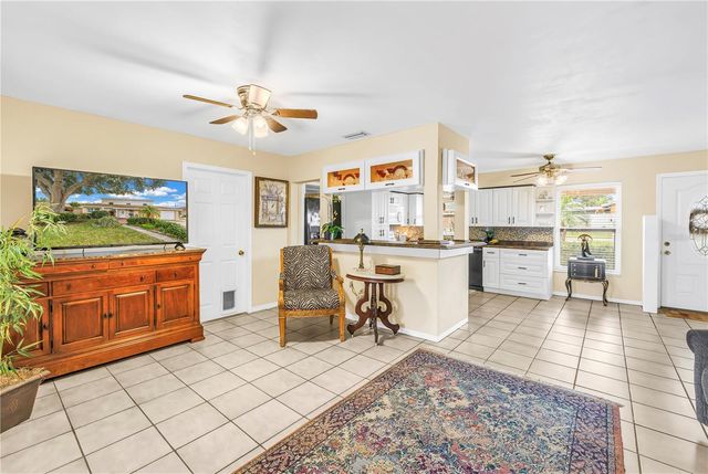 7999 RIDGE ROAD, Seminole, FL 33772