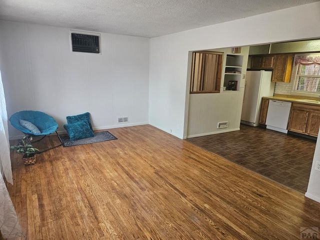 1108 Mass St, Pueblo, CO 81001