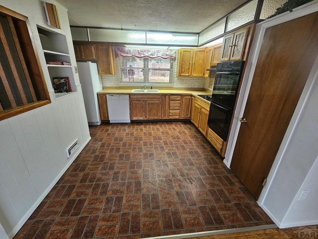 1108 Mass St, Pueblo, CO 81001