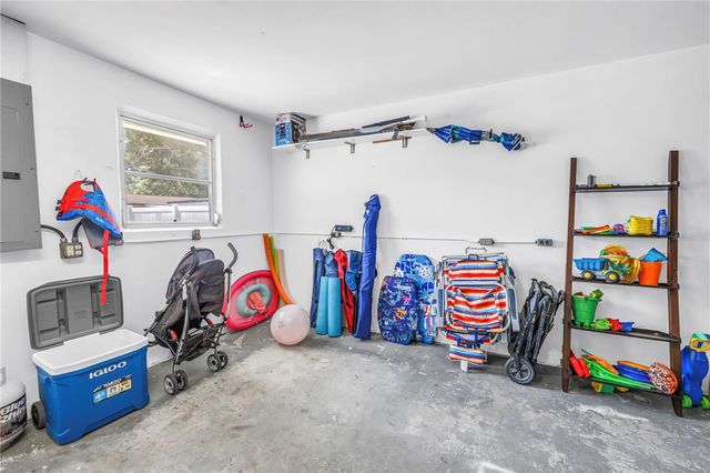 12096 OAK STREET, Largo, FL 33774