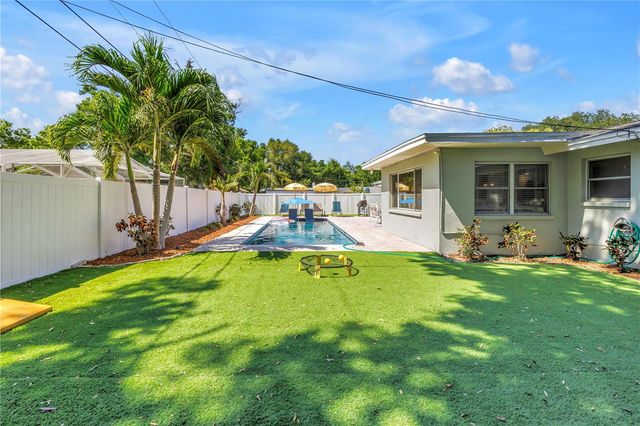 12096 OAK STREET, Largo, FL 33774