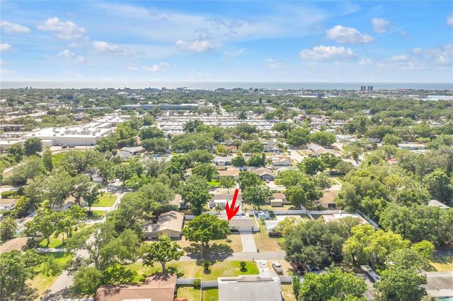 12096 OAK STREET, Largo, FL 33774