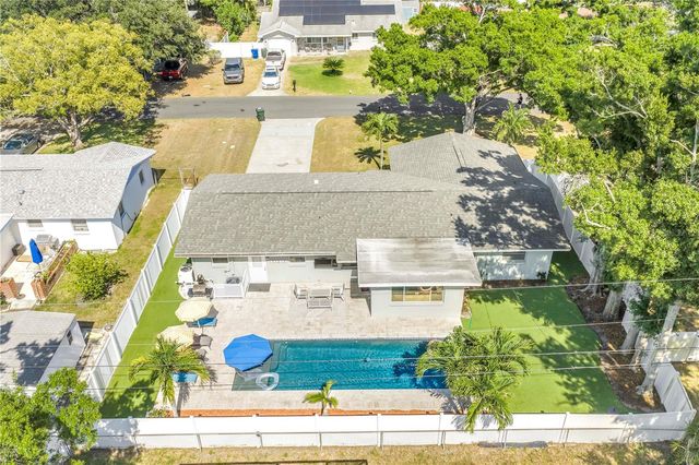 12096 OAK STREET, Largo, FL 33774