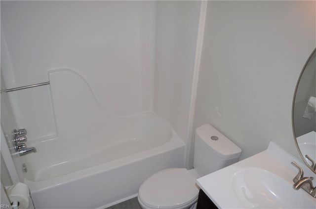 415 W 32nd St Apt 1, Norfolk, VA 23508