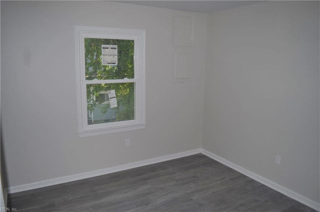 415 W 32nd St Apt 1, Norfolk, VA 23508