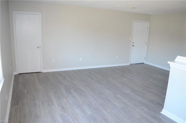 415 W 32nd St Apt 1, Norfolk, VA 23508