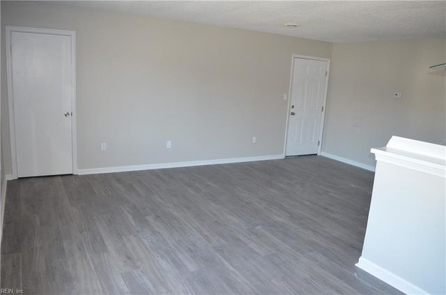 415 W 32nd St Apt 1, Norfolk, VA 23508