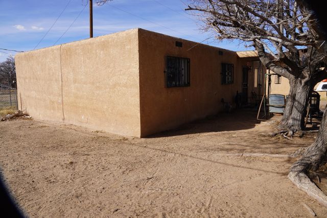 2801 Rio Bravo Boulevard SW, Albuquerque, NM 87105