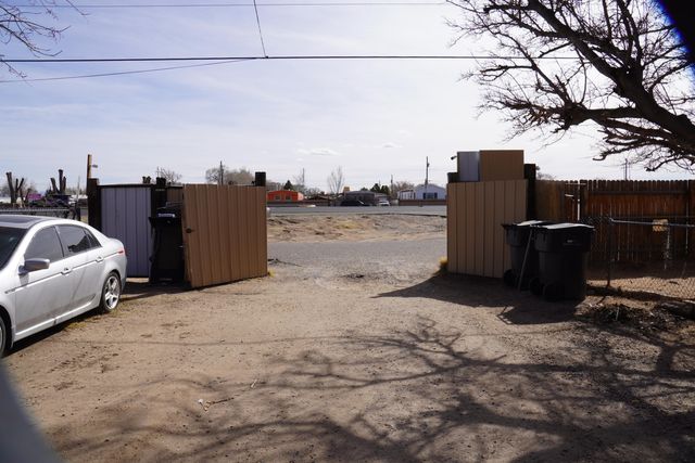 2801 Rio Bravo Boulevard SW, Albuquerque, NM 87105