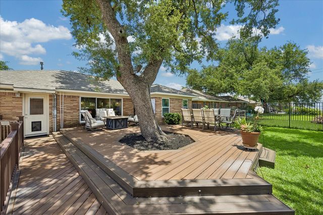 6403 Waltway Drive, Houston, TX 77008